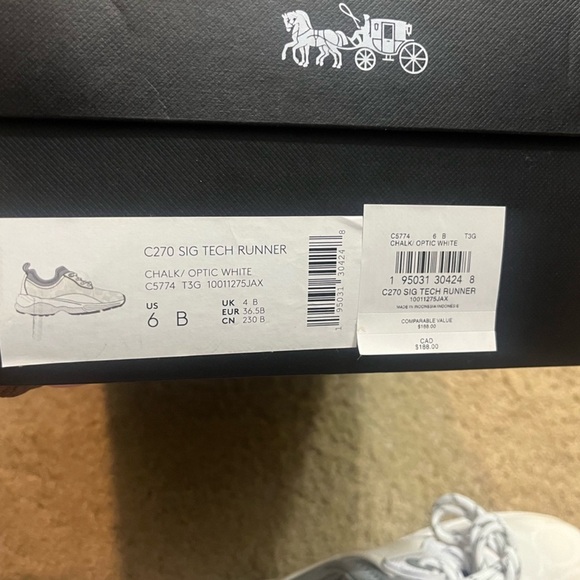 Coach Signature Tech Runner - Size 6 - Picture 3 of 3